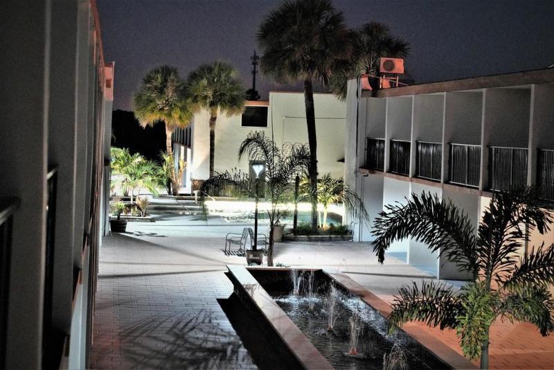 Hawthorn Suites By Wyndham Kissimmee Gateway מראה חיצוני תמונה