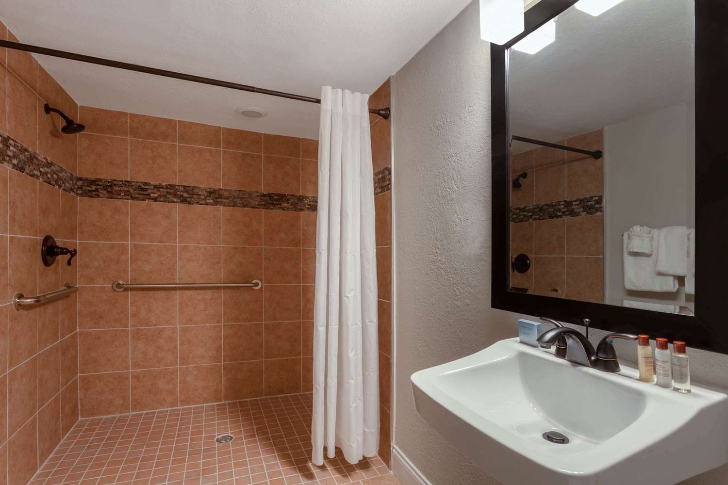 Hawthorn Suites By Wyndham Kissimmee Gateway מראה חיצוני תמונה